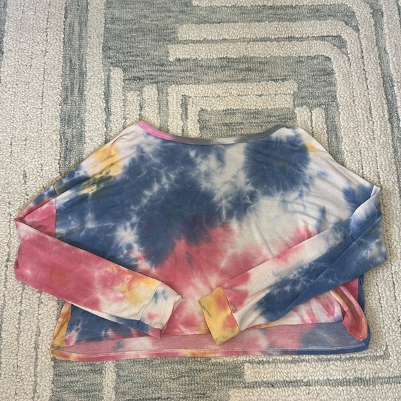 Crop Top Long Sleeve Shirt - Picture 1 of 1